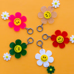 퍼니메이드 스마일 플라워 열쇠고리 키링 : 퍼니메이드