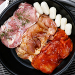 춘천닭갈비골목 25년전통맛집 명동1번지닭갈비 1kg 소금맛,간장맛,고추장맛 매장동일상품 국내산냉장육,국산고춧가루100% : 명동1번지닭갈비