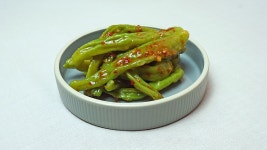 싱싱한 국산 꽈리고추를 부드럽게 쪄낸 꽈리고추찜 150g : 박쌤찬방