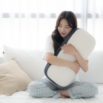 경추베개 푹신한 거북목 일자목 라텍스 잠이솔솔 오는 목이편한 낮은 배게 : 힘쎈고릴라