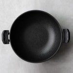 넓은냄비 갈비찜냄비 대형 보쌈 팬 수육 냄비 32cm : 판다스퀘어