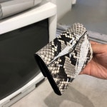 20/21 메종 마르지엘라 인벨롭월렛 스네이크 S56UI0136 P3610 H7168 : 비아모다10