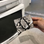 20/21 메종 마르지엘라 인벨롭월렛 스네이크 S56UI0136 P3610 H7168 : 비아모다10