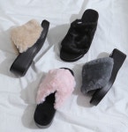 [모브딜라잇] 페이크 퍼 스트랩 웨지힐 뮬 슬리퍼 4.5cm (4color) G8867 : 모브딜라잇