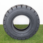 지게차타이어 7.00-12 홀맥스 : 타이어서비스