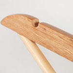 마켓비 튼튼한 논슬립 원목 나무 우드 옷걸이 니트 셔츠 원피스 코트 : 나누벨