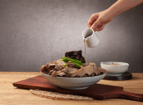 약산궁 한방 능이 삼계탕 닭오리백숙 간편조리 밀키트 알뜰구성 (4인분) : 약산궁