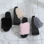 스타일슈즈/7cm 통굽 플랫폼 밍크퍼 여자 사무실 슬리퍼 (BLACK/BEIGE/PINK/GRAY) : 스타일슈즈 뮬 앤 블로퍼