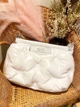 메종마르지엘라 글램슬램 미디움 숄더백 화이트 / Maison Margiela Glam Slam Shoulder in Medium : 럭셔리런던