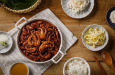 낭만쭈꾸미 업소용 대용량 양념 쭈꾸미볶음 2kg 캠핑 저칼로리 집들이 밀키트 음식 요리 : 낭만연구소