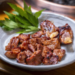 월정식품점 국내산 수제 흑돼지 난축맛돈 양념 구이 돼지갈비 800g : 월정식품점