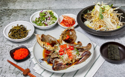 용인꽃담게장 꽃담 알배기 암게 간장게장 (1마리) : 미자네 간장게장