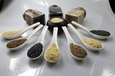 쌀아지매 국산 토종 참깨 1kg 햇 참깨 통깨 생 참깨 깨소금 참기름 재료 : 쌀아지매