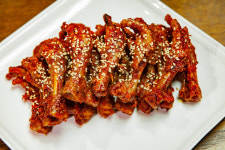 뼈없는 숯불 무뼈 국물 닭발 통닭발 불 매운 안매운 : 존맛탱푸드