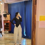 아방 핀턱 10부 슬랙스 베이지 : 룩분