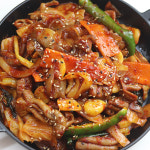 도드람 불맛한판 직화곱창 300g 불곱창 돼지곱창 볶음 : 더마시따