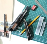 커터칼 블랙 고탄소강 대형 사무용 휴대용 가정용 문구 공예 공작 미술 창작 보드지 판지 두꺼운 지류 절삭 : 반짝반짝 상점