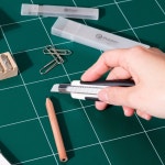 슬림  베이직 커터칼 화이트 소형 사무용 휴대용 가정용 문구 공예 공작 미술 창작 보드지 판지 두꺼운 지류 절삭 : 반짝반짝 상점