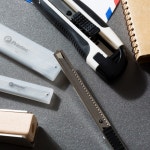 슬림  베이직 커터칼 화이트 소형 사무용 휴대용 가정용 문구 공예 공작 미술 창작 보드지 판지 두꺼운 지류 절삭 : 반짝반짝 상점