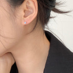 실버925 블루 큐빅 플라워 스터드 귀걸이 : 유얼 모닝