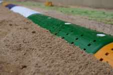 운동장 마사토 유실방지 라인 : 아이그라운드