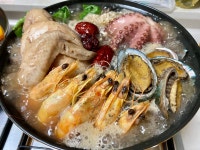 바로 끓여먹는 해신탕 밀키트 (닭+문어+전복+왕새우+약재) : 구룡포 통큰수산