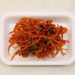 [도봉구 배달] 인기반찬 마늘쫑 진미채볶음 100g [방학 금강식품] : 동네시장 장보기