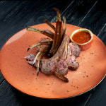 [우지크] 양갈비 프렌치랙 300g LAMB 최상급 램 고품격의 맛 잡내없이 즐기세요! : 바르다정육점