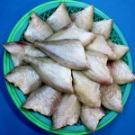 동해안 특산품 죽도시장 과메기도로의 청하건어물 피들피들두툼 반건조참가자미 : 청하건어물백화점