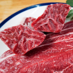 한우 아롱사태 수육 장조림용 1+등급, 300g, 1개 : 성진한우.성진고기마트
