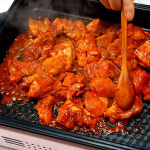 천지푸드 숯불 간장 닭갈비 1kg 양념 닭요리 춘천 캠핑 닭구이 택배 (닭다리 순살) : 천지푸드