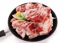 참품한우 보신용 목뼈, 등뼈, 반골뼈, 갈비뼈 3000g : 한끼락