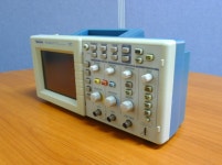 텍트로닉스 TDS2012 오실로스코프 TEKTRONIX : 자일링크 계측기