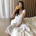 여성 홈웨어 잠옷 섹시한 화이트 여신 원피스 뷔스티에 민소매 나시 프릴 스타일 공주 드레스 nightdress 귀여운 레이스 잠옷 : 나니클로젯