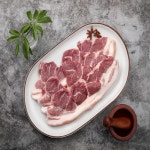 돼지고기 흑돼지 앞다리살 300g 전지 찌개용 불고기용 구이용 우리집 흑돼지 : 피밀리 우리흑돈