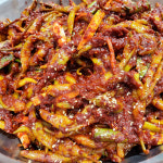 [대구 달서구 배달] 매콤한 밥도둑 삭힌양념고추 400g [와룡 와룡반찬] : 동네시장 장보기