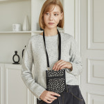 [앤드씨유] 심볼 미니 크로스백 블랙 SYMBOL MINI CROSS C0110 BLACK : andseeyou