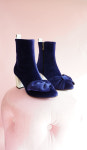 [부티크헤르원] Ooh LA!LA! Big Bow Ankle Boots 21FW_ 울랄라! 빅 보우 앵클부츠 힐 _로얄 블루 벨벳_네이비_ 고급스러운 슈즈_ 포근한... 