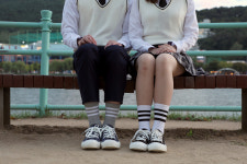 MK SOCKS 남녀공용 여자 흰 검정 회색 스포츠 스트라이프 중목  8켤레 세트 학생 교복 커플 가족 패션 : MK SOCKS