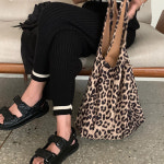 레오파드 숄더 가방 : 파미무트 pamemut