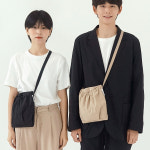 [콘트스튜디오] 쿼카 미니백 2.0 (Sahara beige) : 피기굿즈 온라인 스토어