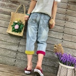 2021 여름 얇은 레트로 패치 자수 탄성 허리 구멍 대비 색 느슨한 대형 찢어진 청바지 개성있는여성용바지 슬림 카프리스 : 올다다몰