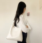 헤이라라 데일리 사각 레더 가죽 블랙 아이보리 숄더백가방 파우치포함 : 헤이리라