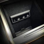 티파츠 테슬라 USB 허브 4포트 모델3R 모델Y 게임패드 KC인증 : 티파츠코리아