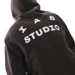 IAB STUDIO 아이앱 스튜디오 후드 브라운 : 바야바스토어
