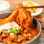 뚝딱 돼지고기 김치찜 600g : 삼대가족발