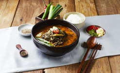 [샛집남원추어탕 800g 2-3인분] 줄서서 먹는 추어탕 맛집을 이젠 집에서도 즐겨보세요 : 샛집남원추어탕