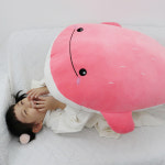 [말랑말랑 모찌 바디필로우] 대형 모찌쿠션 100cm 아기고래상어(핑크) 인형 : 코튼토리