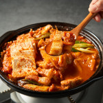 김치찌개 삼겹살묵은지 865g 2인분 밀키트 : 쿠킹박스 심쿡