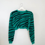 [니트] 지브라 루즈핏 어깨패드 크롭 니트스웨터 티셔츠 : 리즐